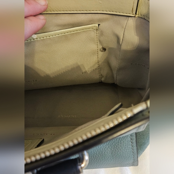 Coach Swagger colorblock RARE find. - Picture 8 of 12